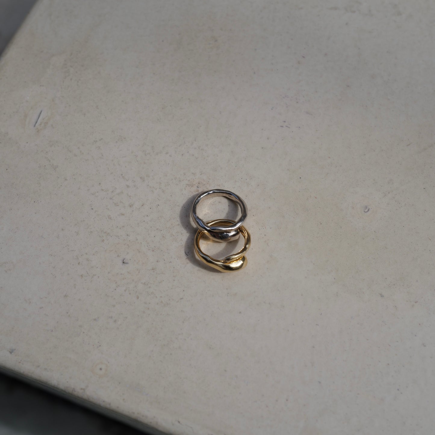 Toki Round Ring
